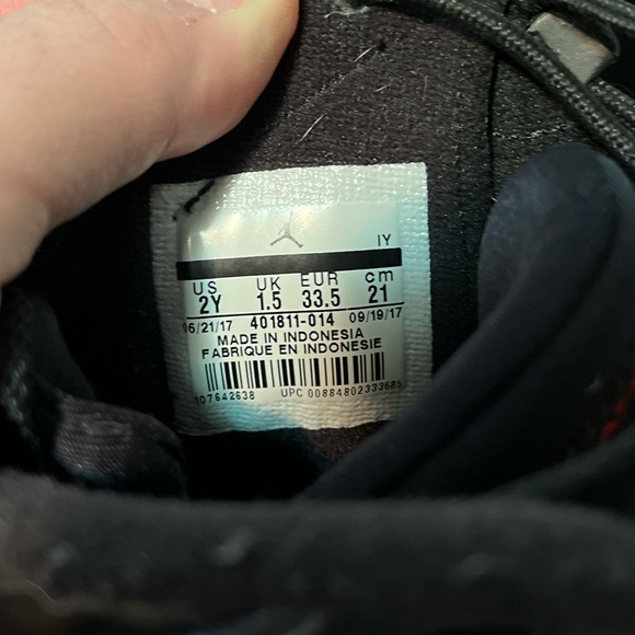 Jordan 9 (Bred) - Picture 2 of 4